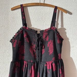 Torrid Size 1 Black & Red Floral Midi Dress